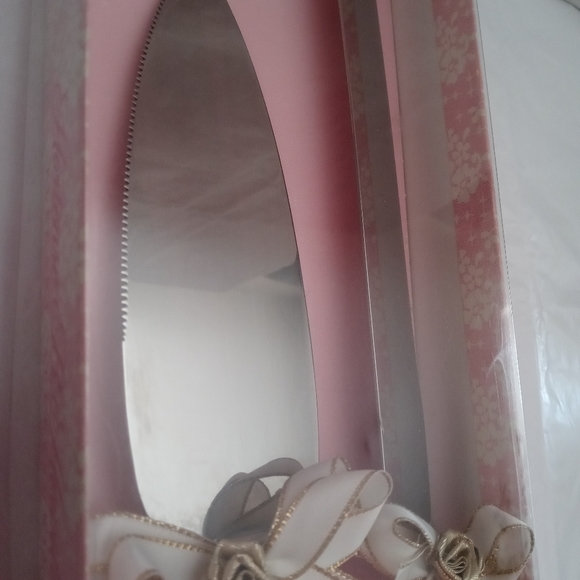 Vintage Hortense B. Hewitt Co. Gold Handled Serving Set. - Picture 3 of 5